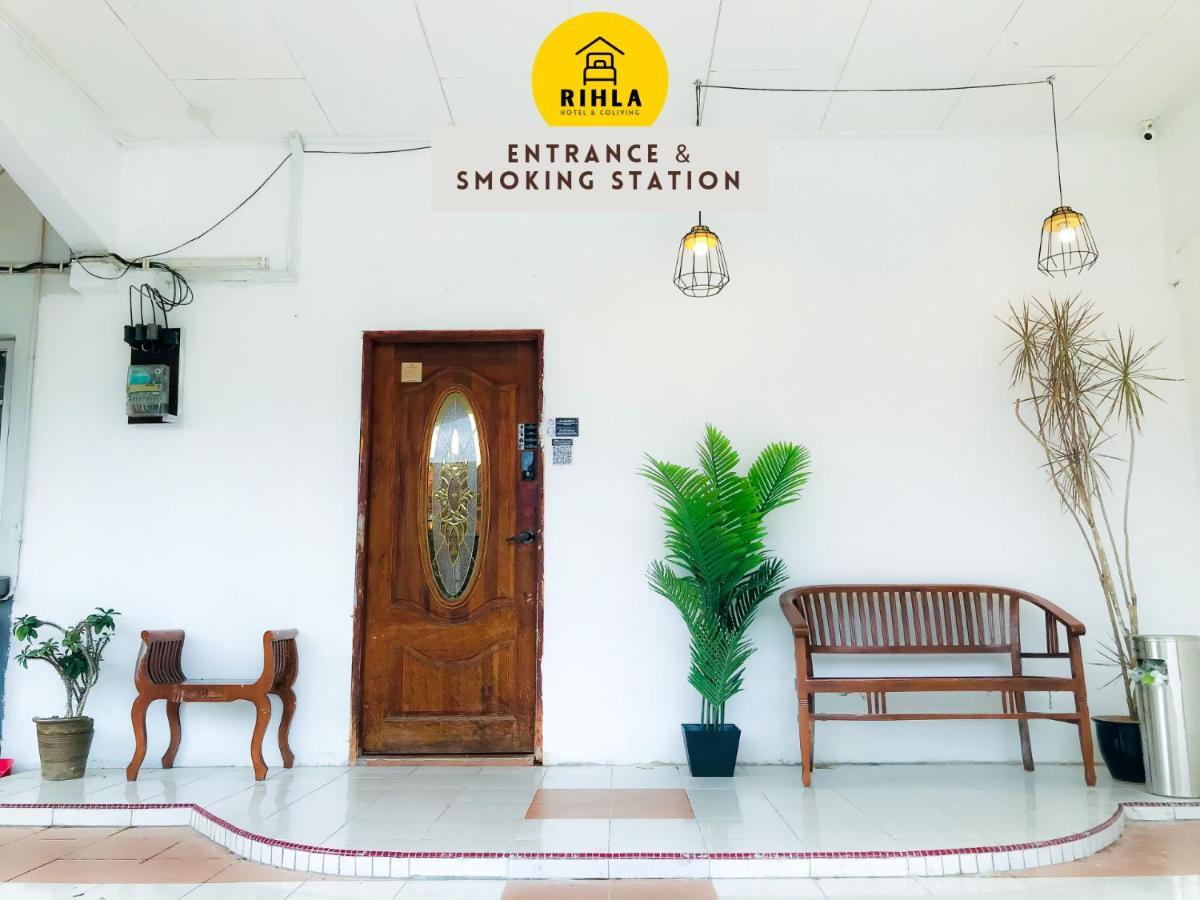 Hostel Rihla Dataran Tengah Gua Musang Exterior foto