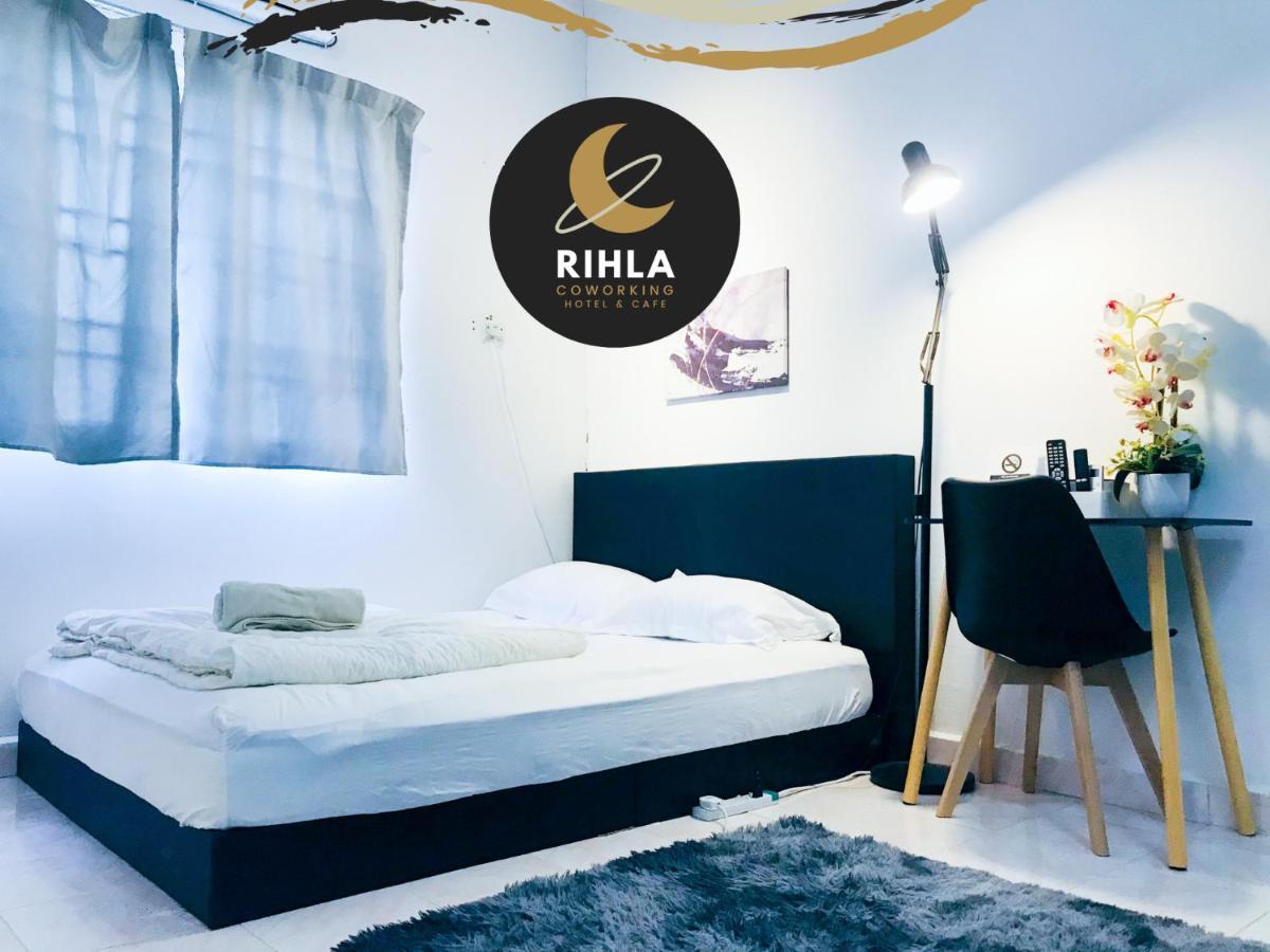 Hostel Rihla Dataran Tengah Gua Musang Exterior foto